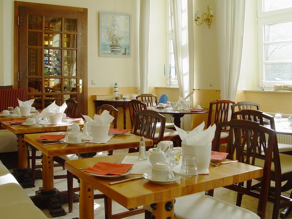 Hotel Altes Hafenhaus Rostock Eksteriør bilde